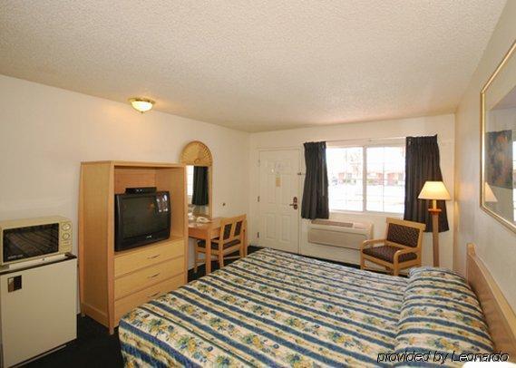 Econo Lodge On Historic Route 66 Барстоу Номер фото