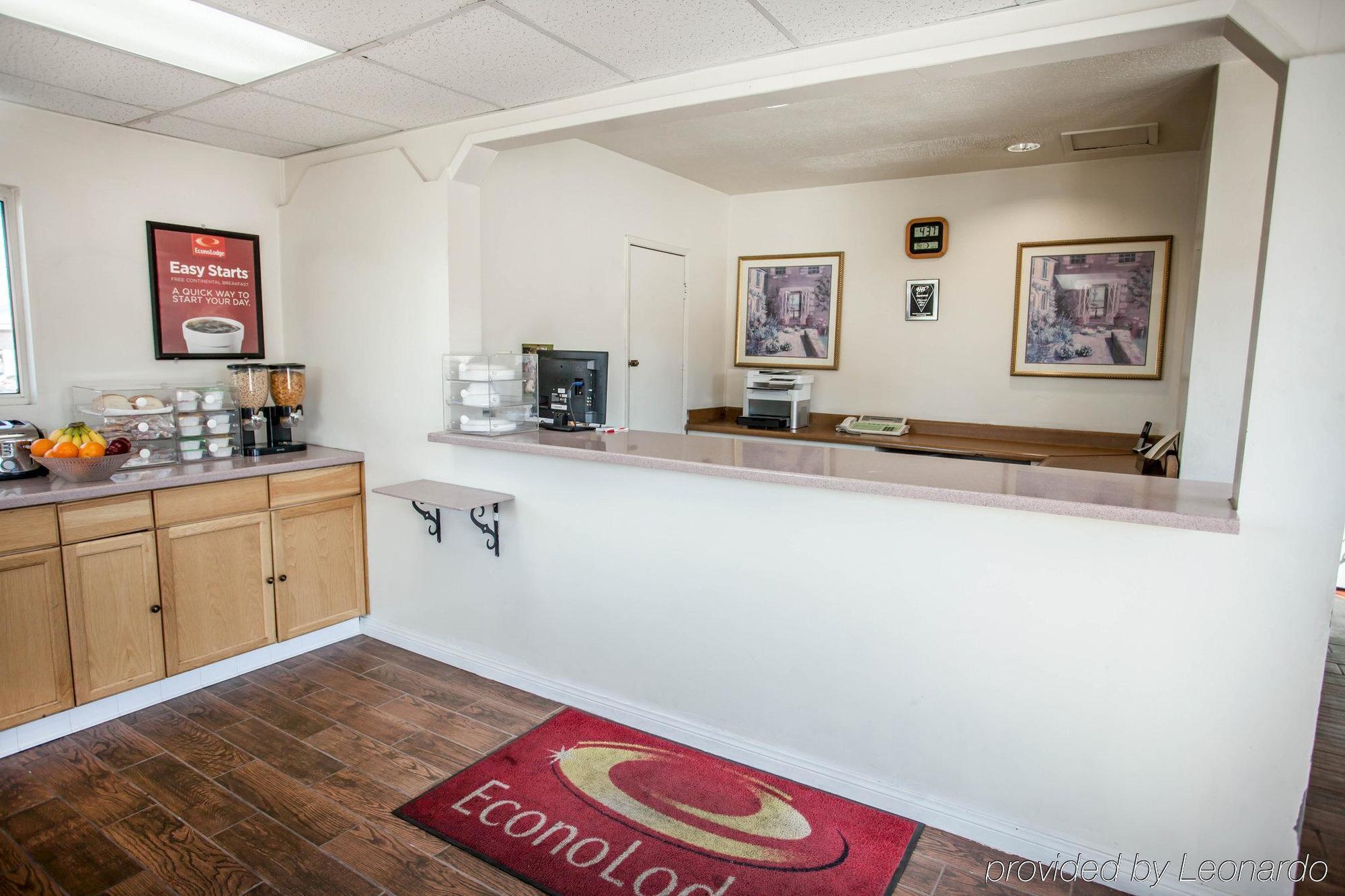 Econo Lodge On Historic Route 66 Барстоу Екстер'єр фото